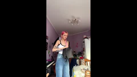 ingridmayer online show from June 15, 2026, 3:36 pm