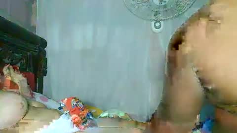Snapshot of interracial_latinos chatting on December 12, 2024, 2:37 am interracial_latinos online show from December 12, 2024, 2:37 am