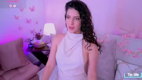 Maia Glow online show from July 14, 2026, 6:35 pm