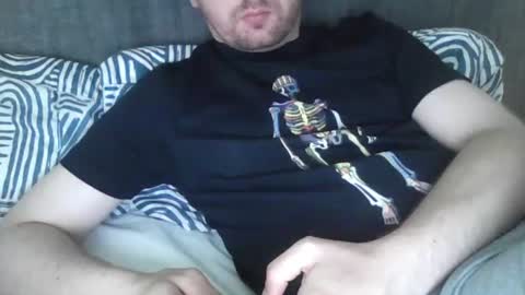 Snapshot of irishhighness95 chatting on July 12, 2026, 6:37 am irishhighness95 online show from July 12, 2026, 6:37 am