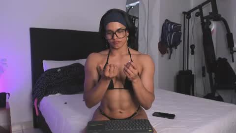 Snapshot of irismuscle chatting on July 7, 2026, 4:55 pm irismuscle online show from July 7, 2026, 4:55 pm