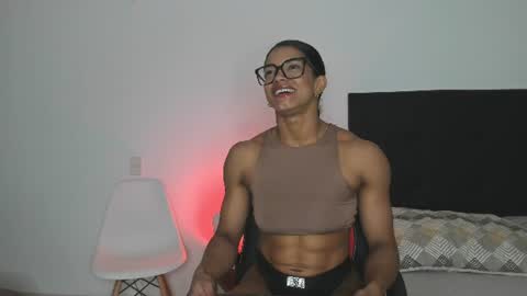 Snapshot of irismuscle chatting on July 28, 2026, 4:27 pm irismuscle online show from July 28, 2026, 4:27 pm