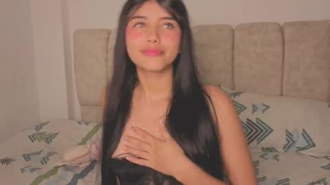 Snapshot of isa_dolly chatting on June 8, 2026, 1:28 am Isa Dolly online show from June 8, 2026, 1:28 am