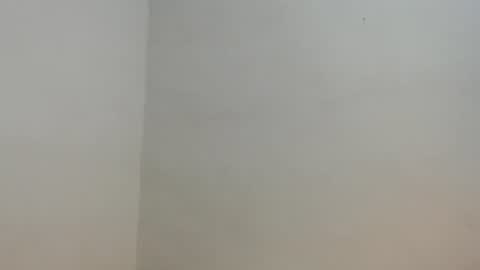 Isabell online show from June 17, 2026, 9:27 pm