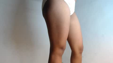 Isabell online show from June 23, 2026, 9:24 pm