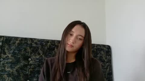 Isabella Nowa online show from June 25, 2026, 8:46 pm