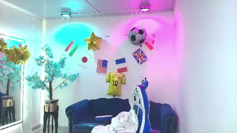 Isabella  online show from July 16, 2026, 11:49 am