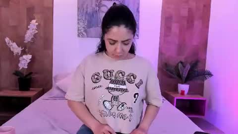 isabella_winkler online show from July 18, 2026, 12:20 pm