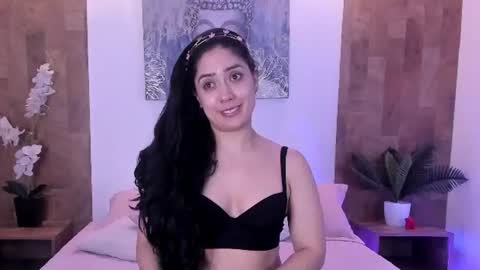 isabella_winkler online show from July 25, 2026, 11:19 am