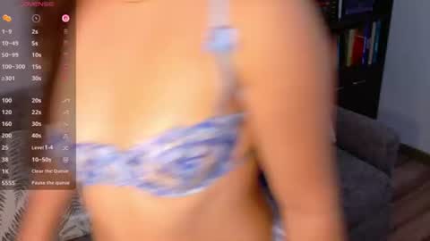Isabella Monroee online show from July 4, 2026, 2:51 am