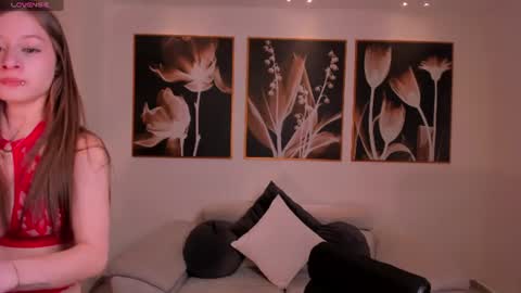 Isabella Moretti online show from June 24, 2026, 4:22 am