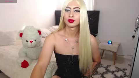 Snapshot of isadora_conde1_ chatting on July 12, 2026, 1:02 pm isadora online show from July 12, 2026, 1:02 pm