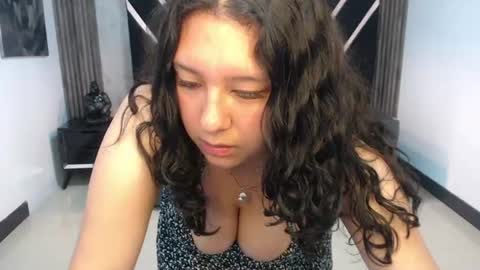 Snapshot of isla_ch chatting on July 14, 2026, 2:05 am isla_ch online show from July 14, 2026, 2:05 am