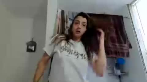 italianqueenn69 online show from August 3, 2026, 4:55 pm