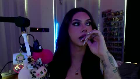 Snapshot of itsnickibabyy chatting on May 15, 2026, 12:17 am Nicki Foxx online show from May 15, 2026, 12:17 am