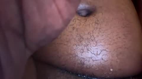iuse2fingers2stroke online show from July 12, 2026, 11:18 pm