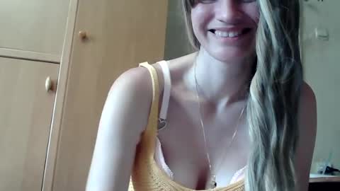 ivetta911 online show from July 7, 2026, 1:37 pm