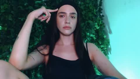 Miss Ivy online show from July 17, 2026, 10:25 pm