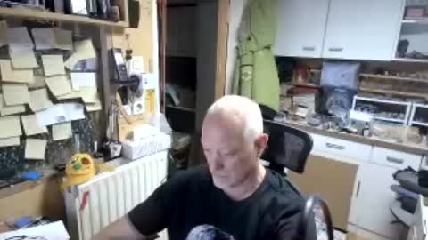 iwalknaked online show from July 18, 2026, 7:06 pm
