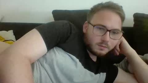iwantfucknow online show from May 27, 2026, 10:45 am