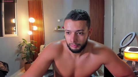 Calix  Independient model Insta and twt Calixsnake online show from April 30, 2026, 11:31 pm