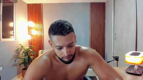 Calix  Independient model Insta and twt Calixsnake online show from May 8, 2026, 1:33 am