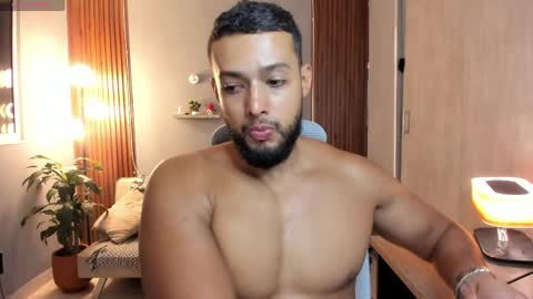 Calix  Independient model Insta and twt Calixsnake online show from May 15, 2026, 1:12 am