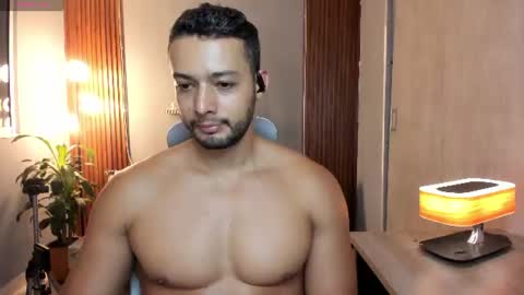 Calix  Independient model Insta and twt Calixsnake online show from July 28, 2026, 7:39 pm
