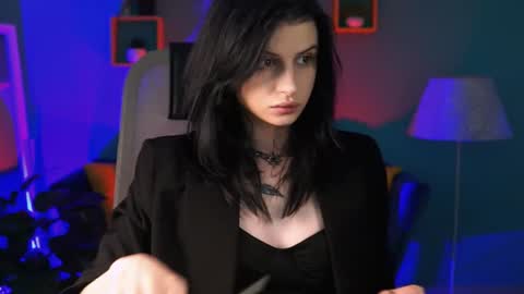jade_castle online show from July 30, 2026, 4:50 pm