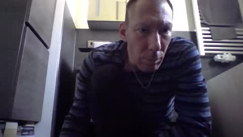 jak_81 online show from May 19, 2026, 5:58 am
