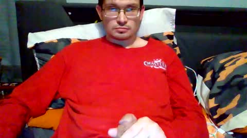 jakedog4979 online show from November 2, 2025, 4:26 am