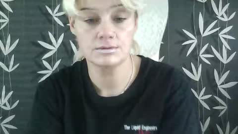JAKKI LOUISE pornstar online show from September 9, 2025, 1:43 pm