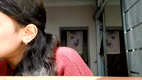 Niki online show from May 4, 2026, 10:00 am