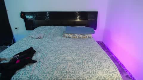 jaspeer__ online show from July 17, 2026, 5:18 pm