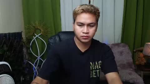 Snapshot of jay_hotcummer chatting on June 13, 2026, 9:07 am JL online show from June 13, 2026, 9:07 am