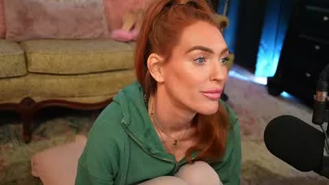 JennyBlighe online show from July 7, 2026, 11:20 pm