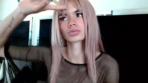 Jazmiinrosee online show from August 6, 2026, 3:36 pm