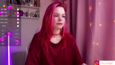 Julia online show from March 5, 2025, 4:46 pm