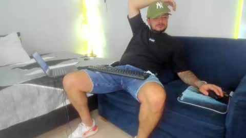 Jean alex  online show from June 30, 2026, 12:11 am