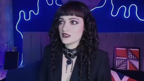 Jean online show from July 21, 2026, 8:11 pm