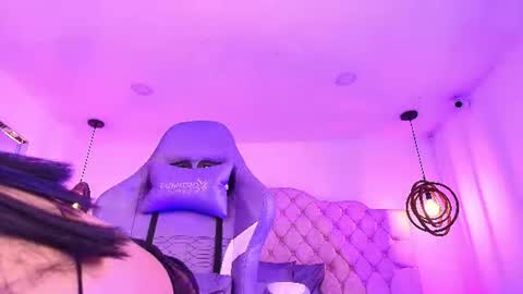 jedah_ online show from July 8, 2026, 4:50 am