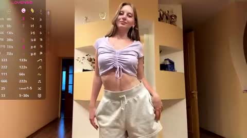 Jen online show from July 20, 2026, 4:31 pm