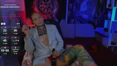 Snapshot of jennalovvee chatting on July 19, 2026, 1:20 am Mrs. Jenna online show from July 19, 2026, 1:20 am