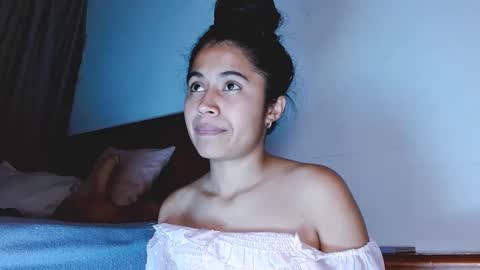 jenner_lena online show from May 25, 2026, 5:24 am