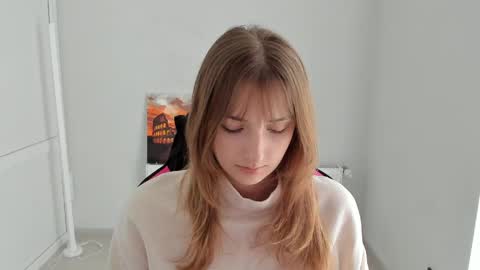 Snapshot of jenniestar chatting on April 10, 2026, 12:10 pm Karla online show from April 10, 2026, 12:10 pm