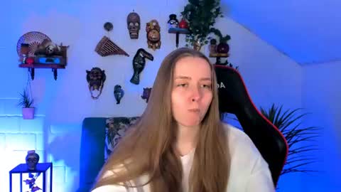Jennifer online show from June 19, 2026, 8:12 pm