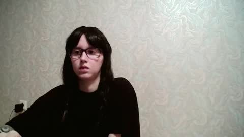 JennyOlset online show from November 29, 2025, 10:51 am