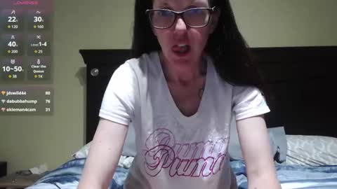 jenroses82 online show from May 15, 2026, 11:56 pm