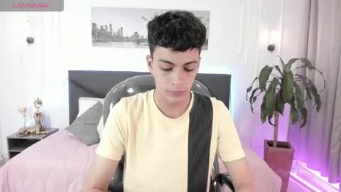  JEREMIAS  online show from June 5, 2026, 8:25 pm