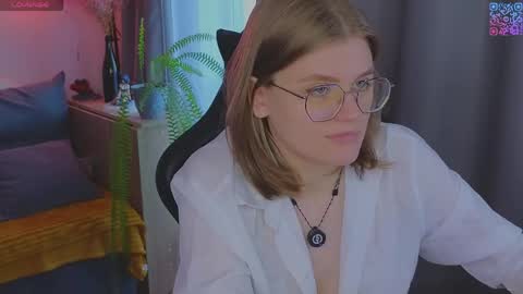  JessieVibes online show from May 17, 2026, 2:02 pm